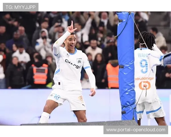 业余球员参与法甲热身赛,促进人才交流 业余球员参与法甲热身赛,促进人才交流